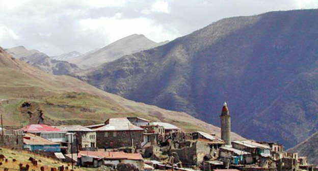 Село Кубачи Дахадаевский район Дагестана. Фото: http://www.odnoselchane.ru Село Кубачи Дахадаевский район Дагестана. Фото: http://www.odnoselchane.ru
