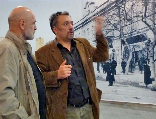 Открытие выставки «История моего города. Петровск. 1857-1917». Махачкала, 24 октября 2012 г. Фото из архива Музея истории города Махачкалы Открытие выставки «История моего города. Петровск. 1857-1917». Махачкала, 24 октября 2012 г. Фото из архива Музея истории города Махачкалы