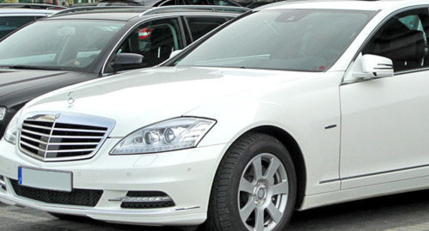 Автомобиль Mercedes-Benz. Фото http://en.wikipedia.org Автомобиль Mercedes-Benz. Фото http://en.wikipedia.org