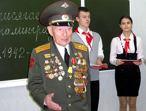 Владимир Туров. Фото: клуб "Сталинград", http://clubstalingrad.ru Владимир Туров. Фото: клуб "Сталинград", http://clubstalingrad.ru