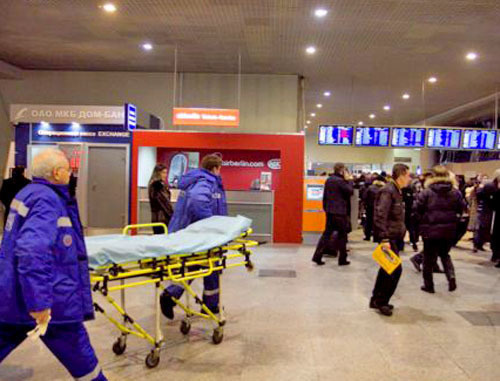 Теракт в аэропорту "Домодедово". Москва, 24 января 2011 г. Фото Yuri Timofeyev (RFE/RL)
