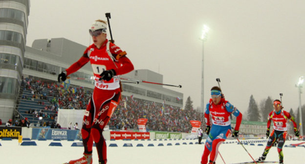 Эстафетные гонки на этапе Кубка мира по биатлону в Сочи. 10 марта 2013 г. Фото Евгения Тумашова, медиа-служба СБР, http://biathlonrus.com