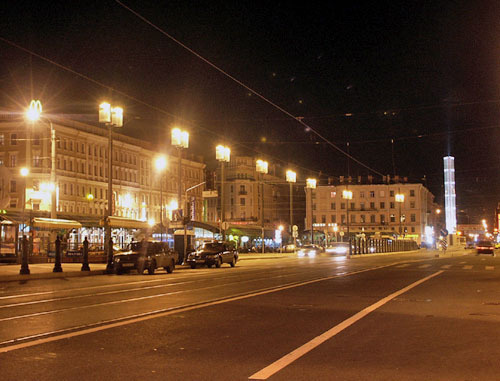 Сенная площадь, Санкт-Петербург. Фото http://commons.wikimedia.org/ Сенная площадь, Санкт-Петербург. Фото http://commons.wikimedia.org/