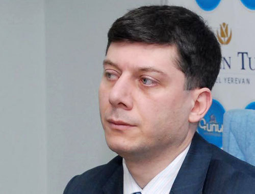 Пресс-секретарь партии "Наследие" Овсеп Хуршудян. Фото: http://www.aravot.am Пресс-секретарь партии "Наследие" Овсеп Хуршудян. Фото: http://www.aravot.am