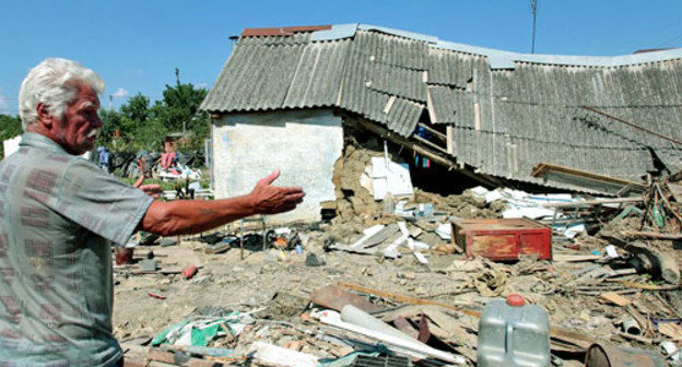 Последствия наводнения в Крымске, июль 2012 г. Фото Евгения Смирнова, http://www.yuga.ru/