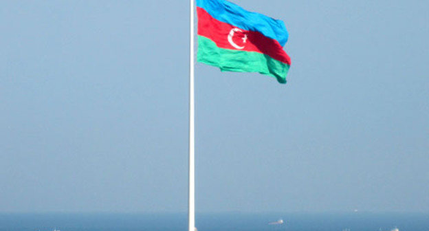 Флаг Азербайджана. Фото: Moonsun1981, http://commons.wikimedia.org/