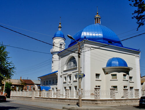 Белая мечеть в Астрахани. Фото: Ludushka, https://commons.wikimedia.org Белая мечеть в Астрахани. Фото: Ludushka, https://commons.wikimedia.org