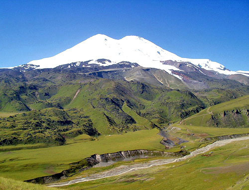 Эльбрус. Фото: Александр Сорель, http://commons.wikimedia.org/ Эльбрус. Фото: Александр Сорель, http://commons.wikimedia.org/