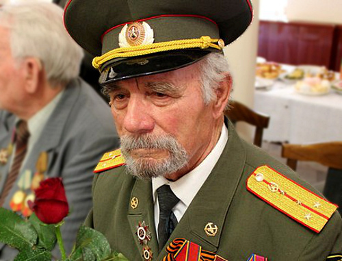 Ветеран ВОВ Григорий Могилко. Апрель 2013 г. Фото Алима Калибатова, KBRtoday.com Ветеран ВОВ Григорий Могилко. Апрель 2013 г. Фото Алима Калибатова, KBRtoday.com