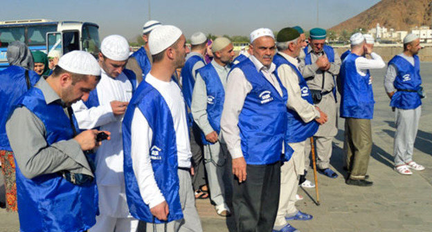 Паломники из России, отправившиеся в хадж. Фото http://www.islamdag.ru