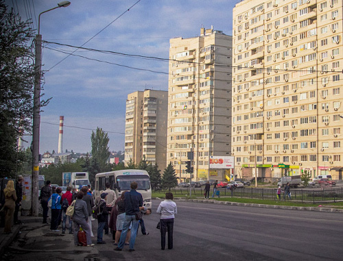 Ростов-на-Дону, улица Королева, 4. Фото: Стас, http://blogrostova.ru/segodnya-v-gorode/svetofory-v-rostove Ростов-на-Дону, улица Королева, 4. Фото: Стас, http://blogrostova.ru/segodnya-v-gorode/svetofory-v-rostove