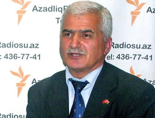 Гюльага Асланлы. Фото: RFE/RL, http://www.radioazadlyg.org/ Гюльага Асланлы. Фото: RFE/RL, http://www.radioazadlyg.org/