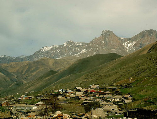 Селение Булунгу Чегемского района. Фото http://www.region-07.ru/ Селение Булунгу Чегемского района. Фото http://www.region-07.ru/