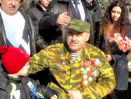 Мухадин Батыров, инвалид Афганистана во время мероприятий, посвященных 25-летию вывода советских войск из Афганистана. Нальчик, 15 февраля 2014 г. Фото Людмилы Маратовой для "Кавказского узла" Мухадин Батыров, инвалид Афганистана во время мероприятий, посвященных 25-летию вывода советских войск из Афганистана. Нальчик, 15 февраля 2014 г. Фото Людмилы Маратовой для "Кавказского узла"