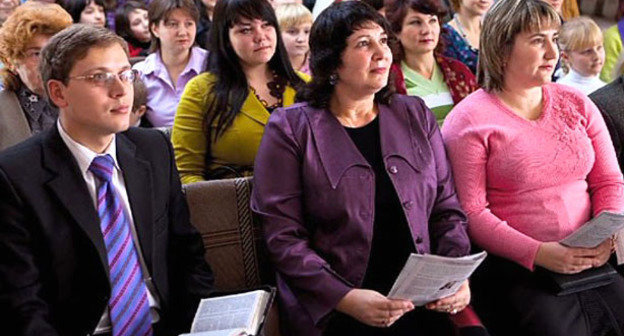 Собрание Свидетелей Иеговы в Таганроге. Кадр: видео, предоставленное обвиняемыми «Свидетелями Иеговы»

