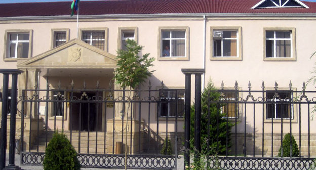 Азербайджан, Тертер, здание отдела полиции Тертерского района. Фото: Радио Азадлыг (RFE/RL), www.azadliq.org