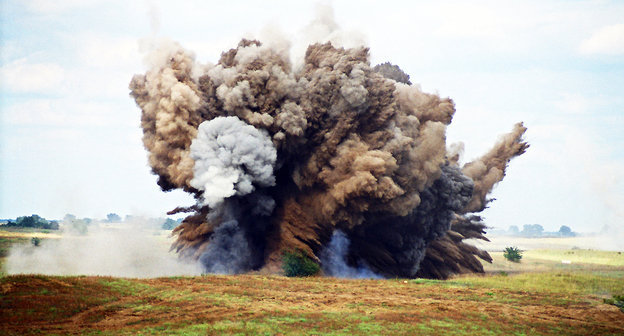 Взрыв. Фото Олега Пчелова для "Кавказского узла"