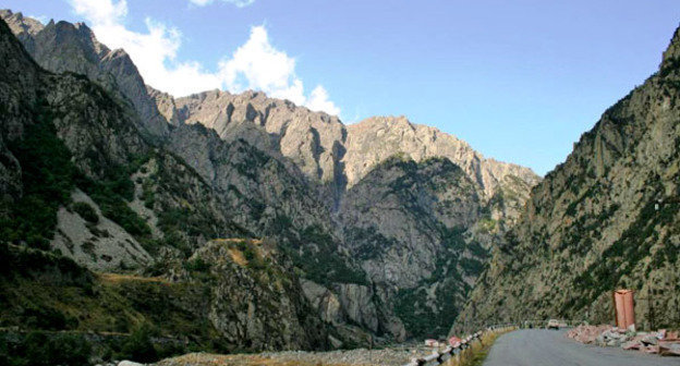 Дарьяльское ущелье. Северная Осетия. Фото: Kober https://ru.wikipedia.org/