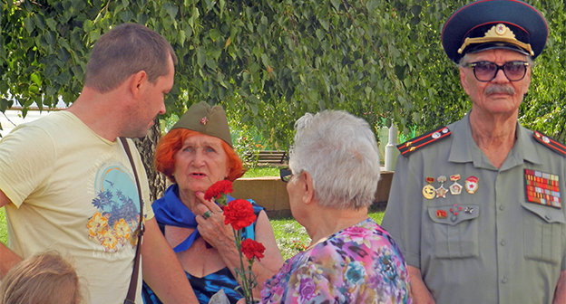 Участники митинга. Фото Татьяны Филимоновой для "Кавказского узла"