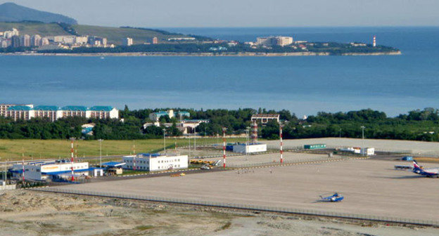 Аэропорт Геленджик, Краснодарский край. Фото Вячеслава Крыленко http://airport-gelendzhik.ru/