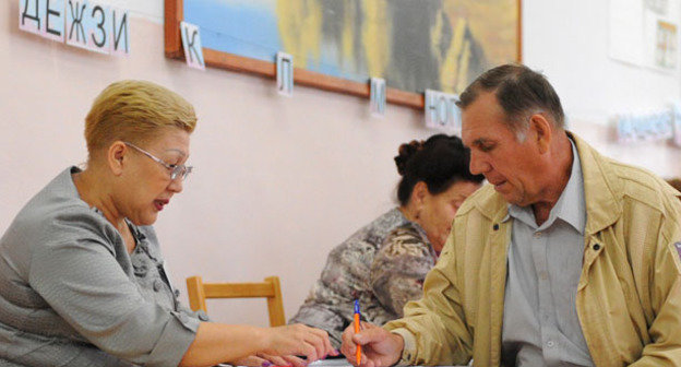 Выборы в представительные органы власти. Адыгея, сентябрь 2013 г. Фото: официальный интернет-сайт исполнительных органов государственной власти Республики Адыгея http://www.adygheya.ru/