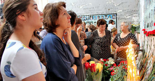 Траурные мероприятия, приуроченные к 10-й годовщине теракта в Беслане. Северная Осетия, 1 сентября 2014 г. Фото Эммы Марзоевой для "Кавказского узла"