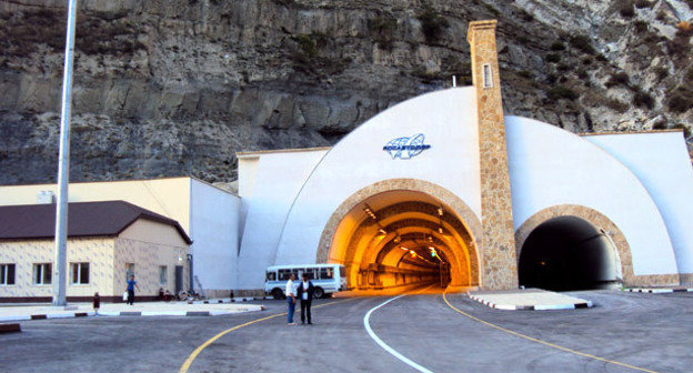 Гимринский автодорожный тоннель. Фото: АбуУбайда https://ru.wikipedia.org/