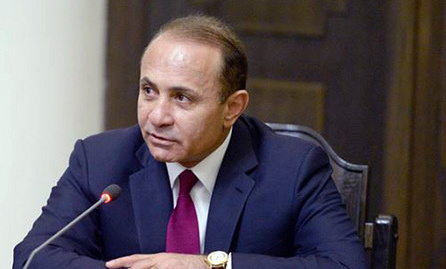 Премьер-министр Овик Абрамян. Фото: http://rus.azatutyun.am/content/article/25379438.html