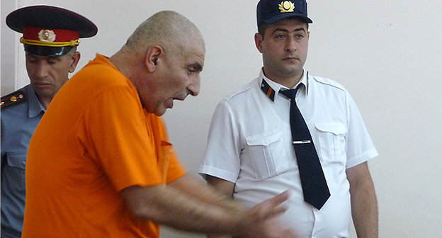 Подсудимый по делу о "Марше миллиона масок" Вардан Варданян на заседании суда. Июль 2014. Фото Армине Мартиросян для "Кавказского узла"