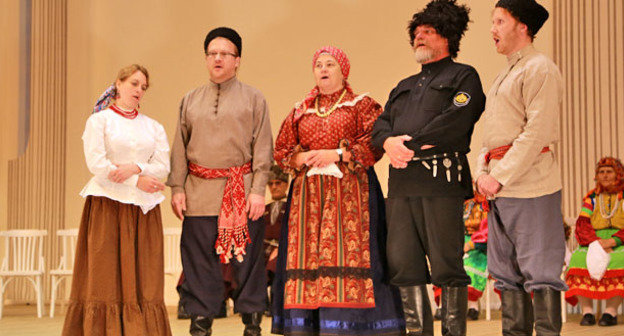 Фестиваль традиционной эпической песни "Горы вы, Кавказские". Кисловодск, 25 сентября 2014 г. Фото: Иван Николаев