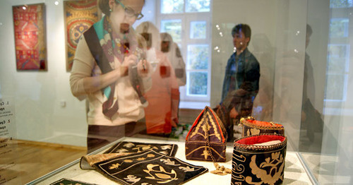 Выставка «Дагестанская вышивка» открылась во Всероссийском музее декоративно-прикладного и народного искусства. Москва, 7 октября 2014 г. Фото Натальи Крайновой для "Кавказского узла"