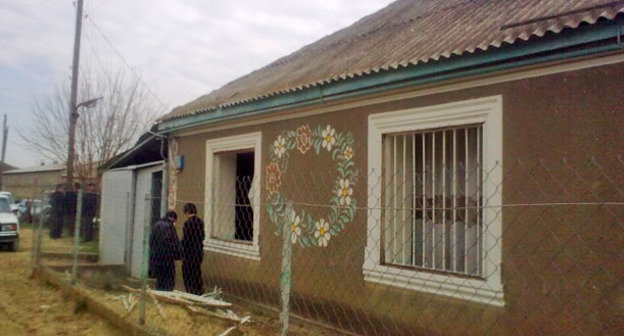 Дом, в котором произошел взрыв газа. Дагестан, селение Карабудахкент, 15 октября 2014 г. Фото: МЧС России http://www.mchs.gov.ru/