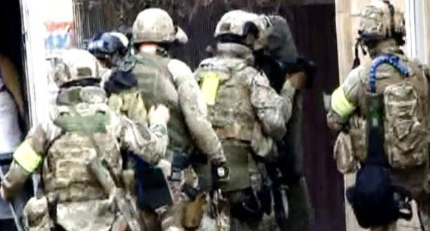 Спецоперация в Дербенте. 16 октября 2014 г. Фото http://nac.gov.ru/