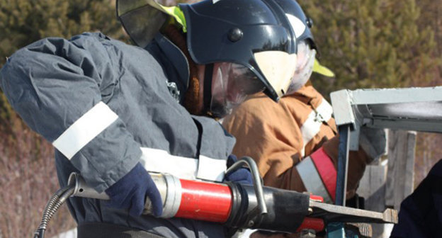 Спасательные работы на месте аварии. Фото: http://www.05.mchs.gov.ru/upload/iblock/03b/03bf2da2a75240393f73cc9b414b68d2.jpg