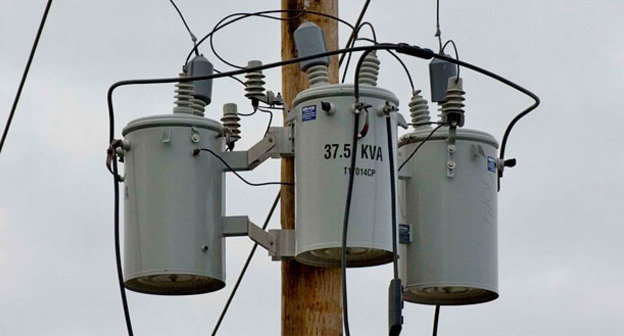 Трансформаторы. Фото: Kelly Martin https://ru.wikipedia.org