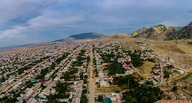 Посёлок Ленинкент, Махачкала. Фото Карима Абу Муаза, http://odnoselchane.ru/?page=photos_of_category&sect=2437&com=photogallery