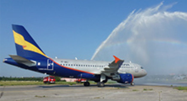 Аэробус кампании  "Донавиа". Фото: http://tibetrest.ru/articles/novosti/donavia-budet-letat-iz-krasnodara-v-peterburg/