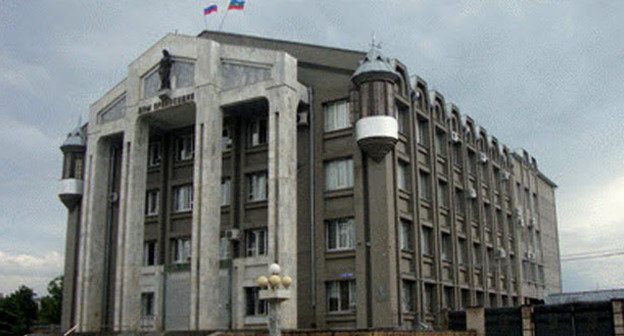 Здание Верховного суда Карачаево-Черкесии. Фото: Верховный суд КЧР http://vs.kchr.sudrf.ru/