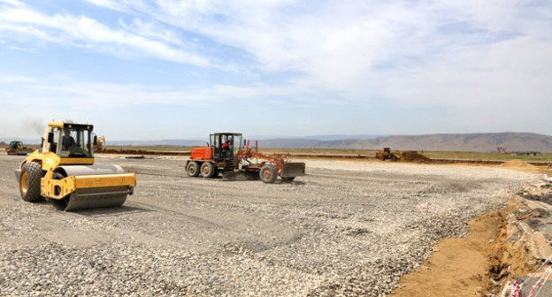 Реконструкция аэропорта Махачкалы. Август 2014 г. Фото http://www.riadagestan.ru/