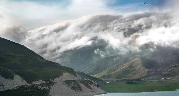 Высокогорное озеро Кезеной-Ам. Чечня. Фото Тимура Агирова, Абдуллаха Берсаева  http://openkavkaz.com/