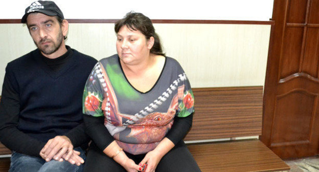 Мардирос Демерчян с женой в Адлерском райсуде Сочи. Фото Светланы Кравченко для "Кавказского узла"