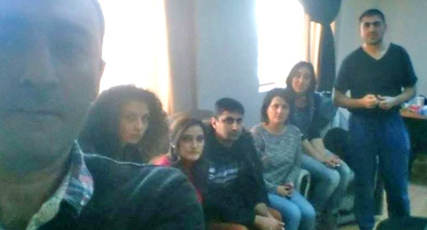 Сотрудники "Радио Свобода" в офисе во время обыска. Баку, 26 декабря 2014 г. Фото: RFE/RL http://www.radioazadlyg.ru/