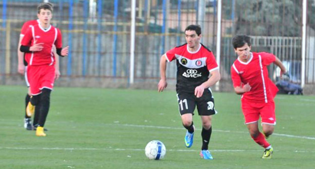 Игроки футбольного клуба "Спартак-Нальчик". Фото http://www.spartak-n.ru/