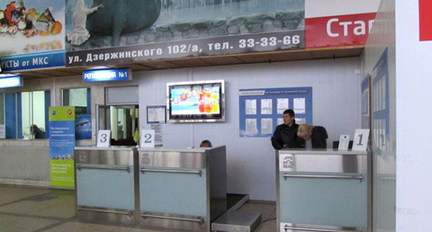 Стойки регистрации в аэропорту Ставрополя. Фото: Альберт А.  https://ru.wikipedia.org