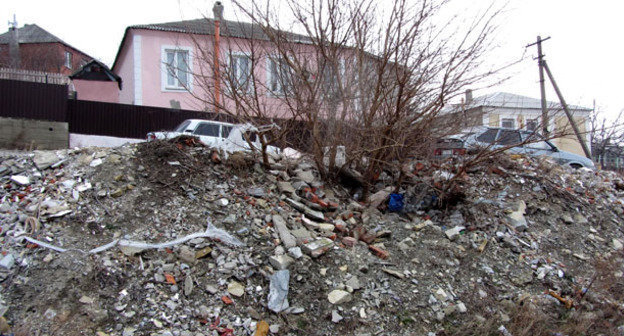 Мусор в русле ручья в Восточном районе Новороссийска. Январь 2015 г. Фото Анны Грицевич для "Кавказского узла"