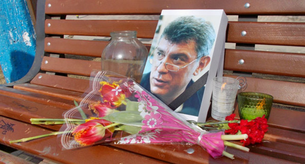 Пикет в память о Борисе Немцове. Астрахань, 1 марта 2015 г. Фото Елены Гребенюк для "Кавказского узла"