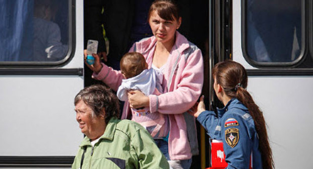 Беженцы с Украины. Ставропольский край. Фото Эдуарда Корниенко http://www.yuga.ru/