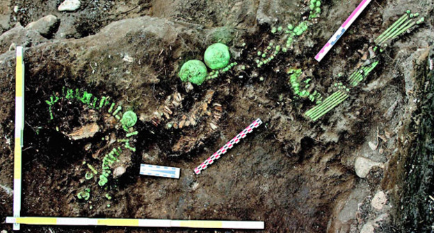 Захоронение, сделанное более 4,5 тысячи лет назад, найдено в Кабардино-Балкарии. На снимке: общий вид погребения. Фото: Институт археологии РАН