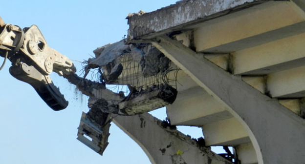 Демонтаж Центрального стадиона в Волгограде. Фото Татьяны Филимоновой для "Кавказского узла"