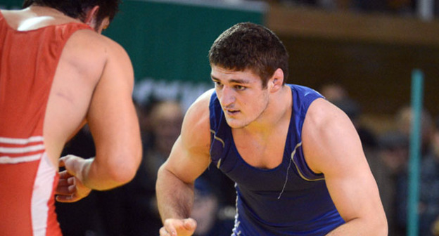 Расул Магомедов. Фото: официальный сайт спортивная борьба Дагестана  http://wrestdag.ru/news/ru/news/rasul_magomedov_pobeditel_turnira_v_bolgarii/